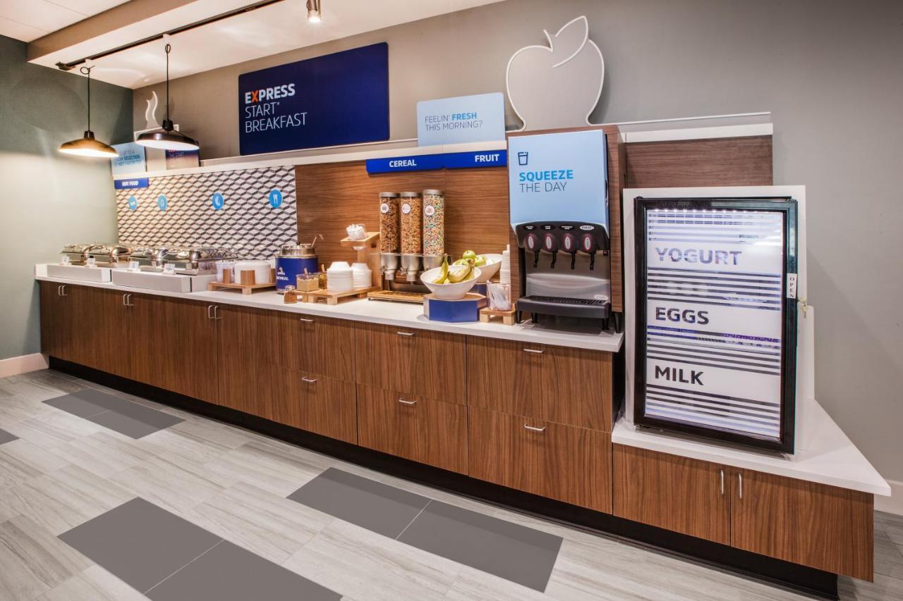 Holiday Inn Express & Suites - Asheboro By Ihg エクステリア 写真